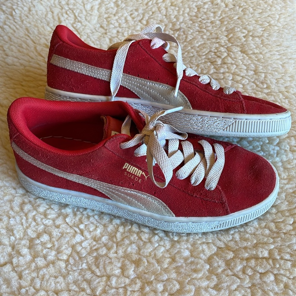 COPY - Puma Men's Red Puma Sneakers. Good Co. Size 6C.